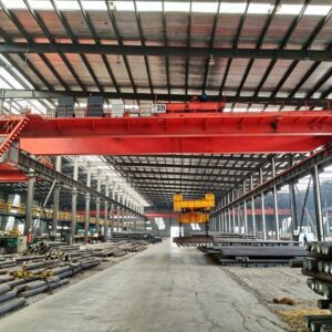 Electromagnetic beam overhead crane handling long steel billets in plant